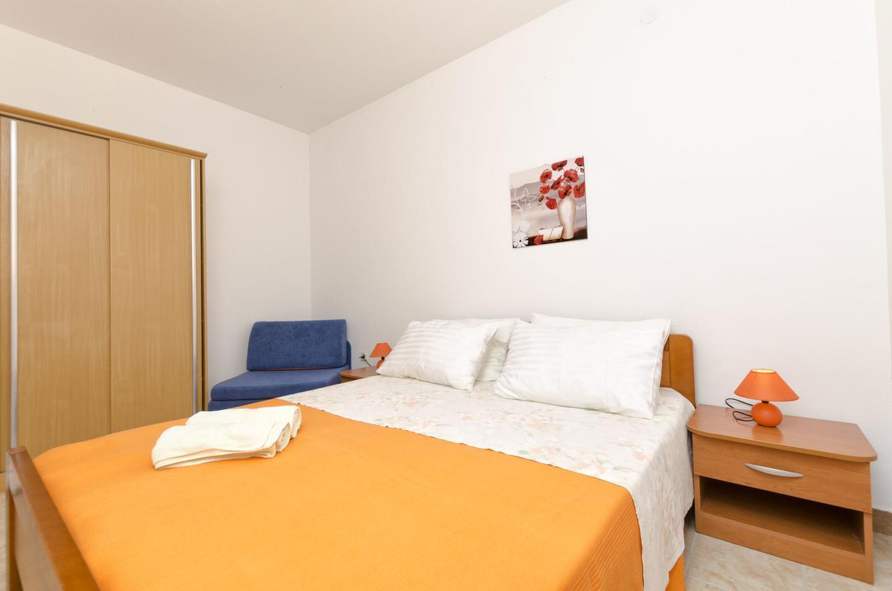 Apartments Helena Ivan Dolac Exterior photo