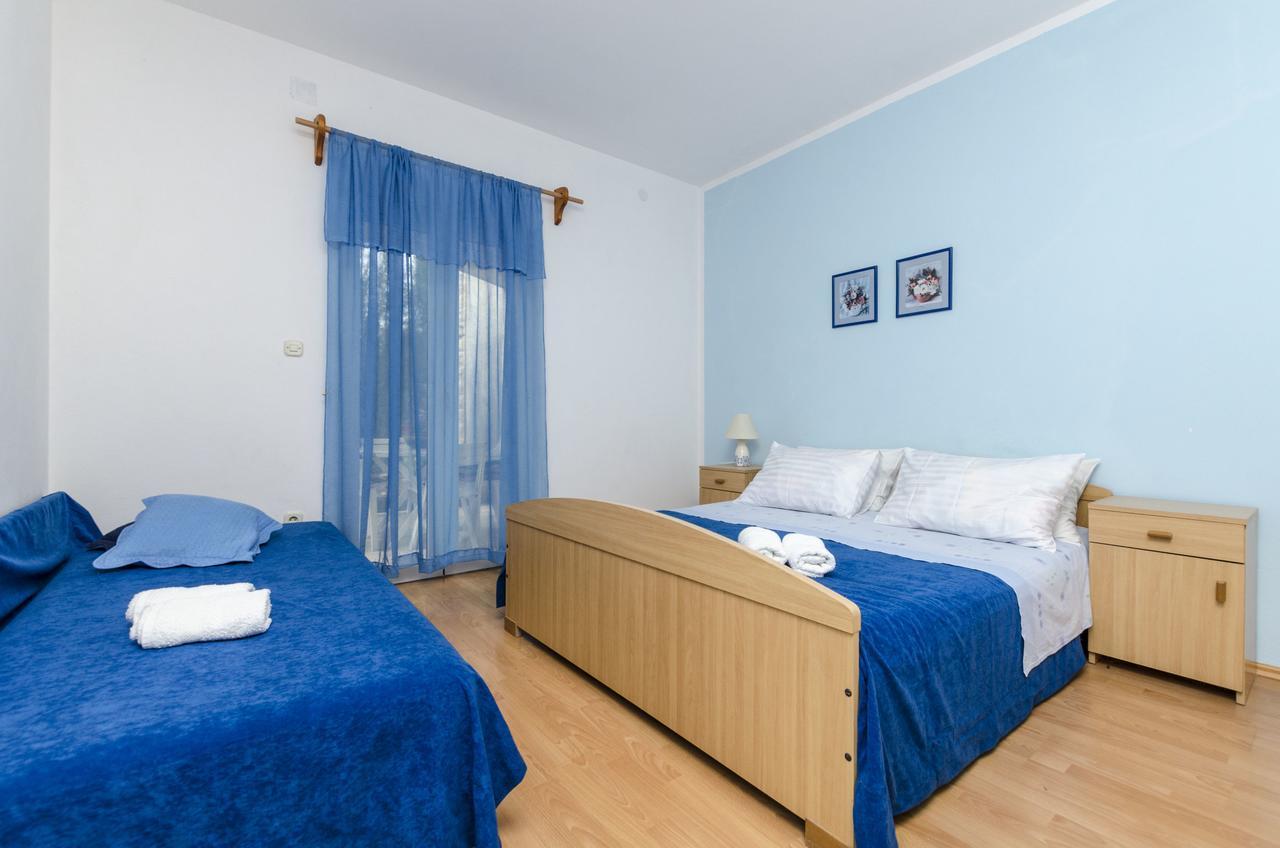 Apartments Helena Ivan Dolac Exterior photo